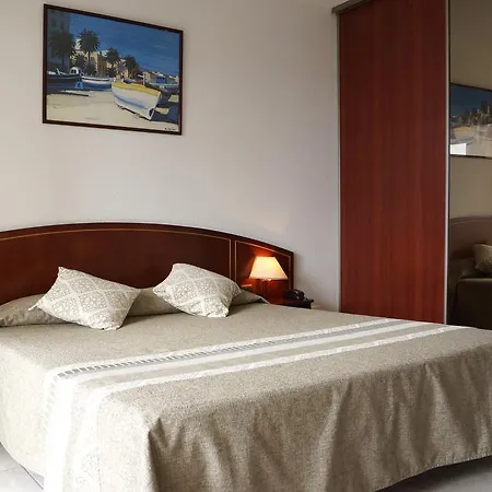 Les Sanguinaires Aparthotel 4*