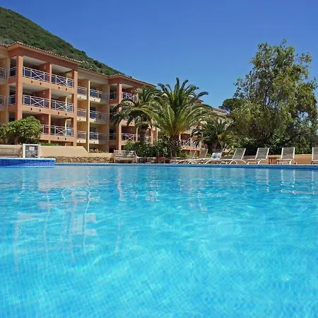 Les Sanguinaires Aparthotel 4*